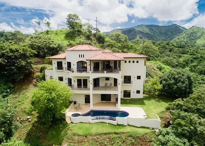 Casa De La Promesa, Luxurious Retreat With Pool * Potrero (Guanacaste)
