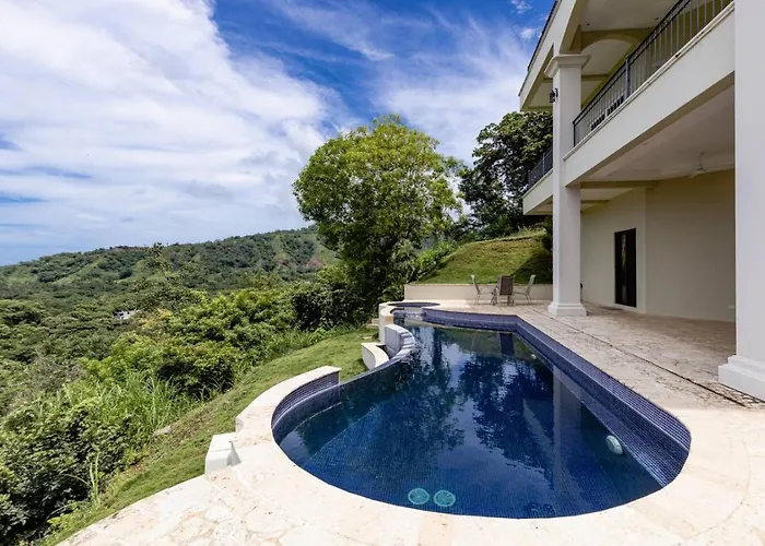 Casa De La Promesa, Luxurious Retreat With Pool * Potrero (Guanacaste)