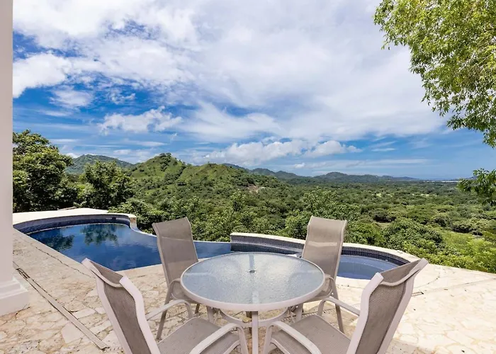 Hébergement de vacances Casa De La Promesa, Luxurious Retreat With Pool *