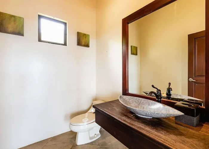 Hébergement de vacances Casa De La Promesa, Luxurious Retreat With Pool