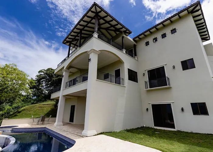Casa De La Promesa, Luxurious Retreat With Pool *
